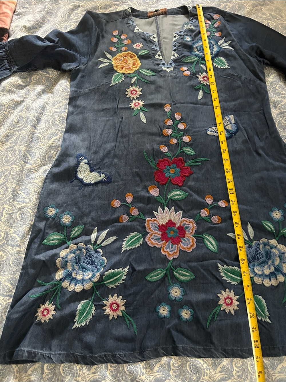 JOHNNY WAS WORKSHOP Denim Blue Embroidered V-Neck Dress- RARE piece BEAUTIFUL - Picture 11 of 12